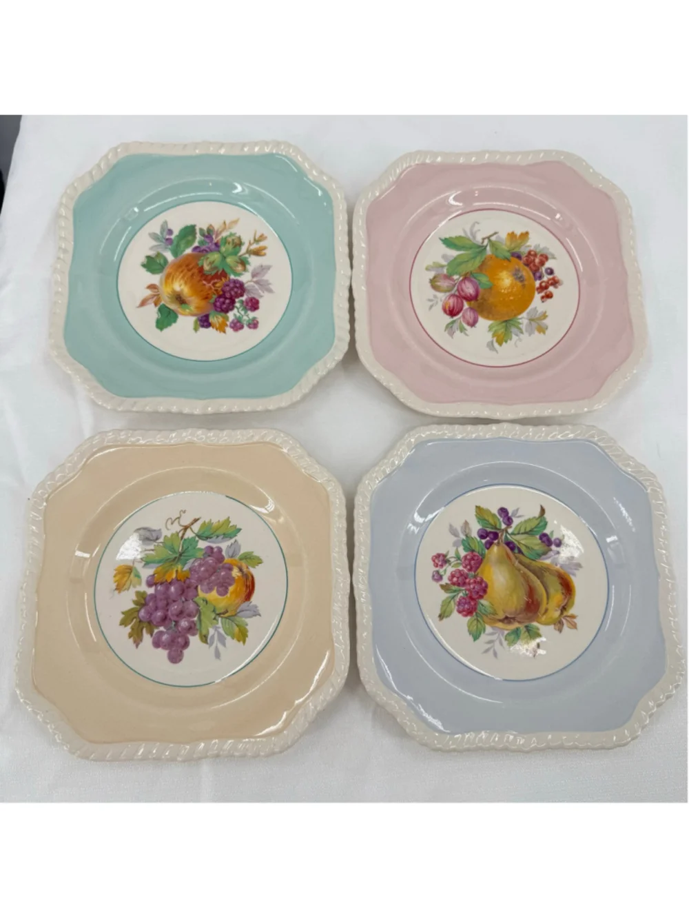 Set of 4 Vintage Johnson Bros California Plates Fruit 7.5 inch Made in England